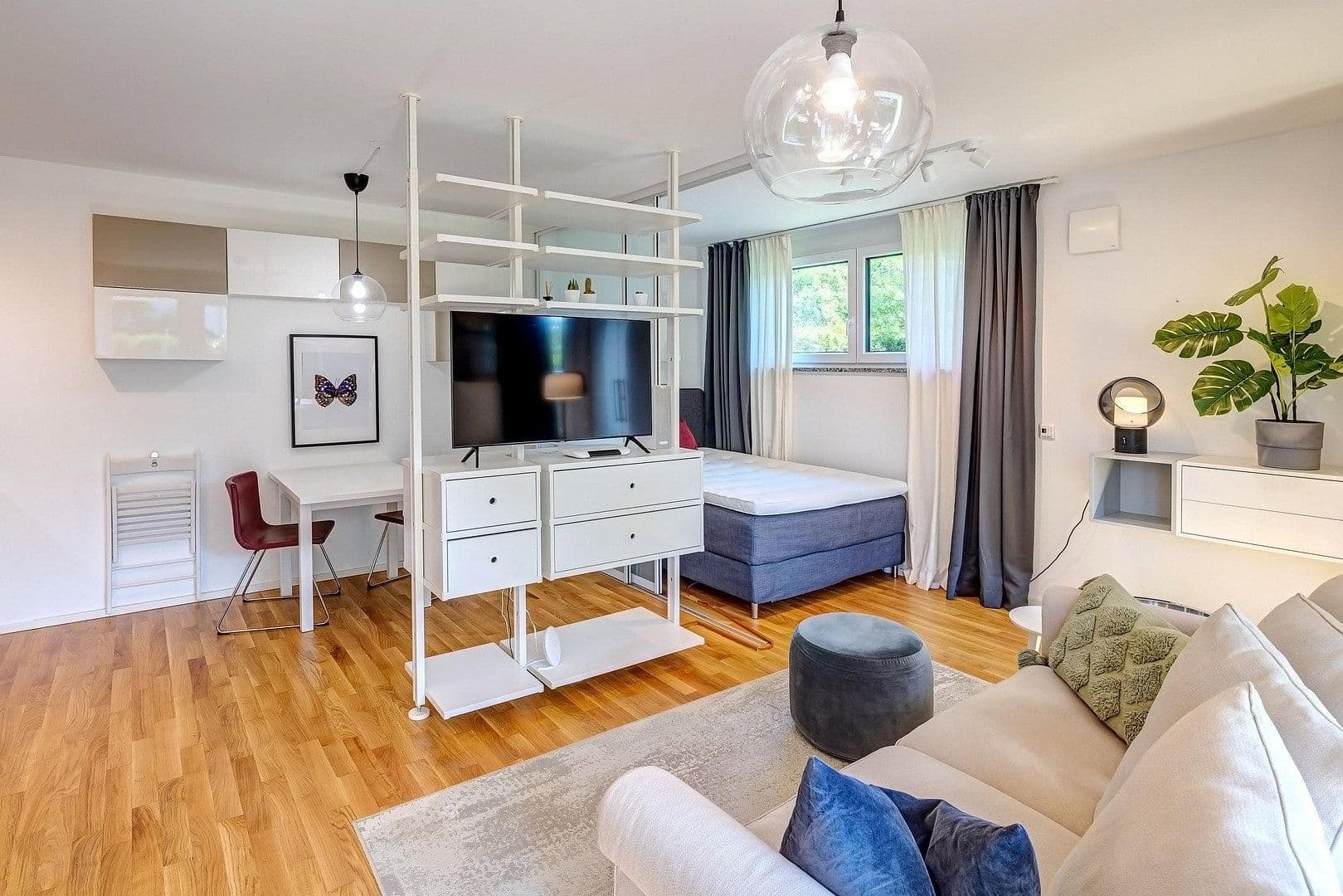 Pronájem bytu 1+1 42 m², Uhdestraße 14d, München, Bavorsko Pronájem bytu 1+1 42 m², Uhdestraße 14d, München, Bavorsko