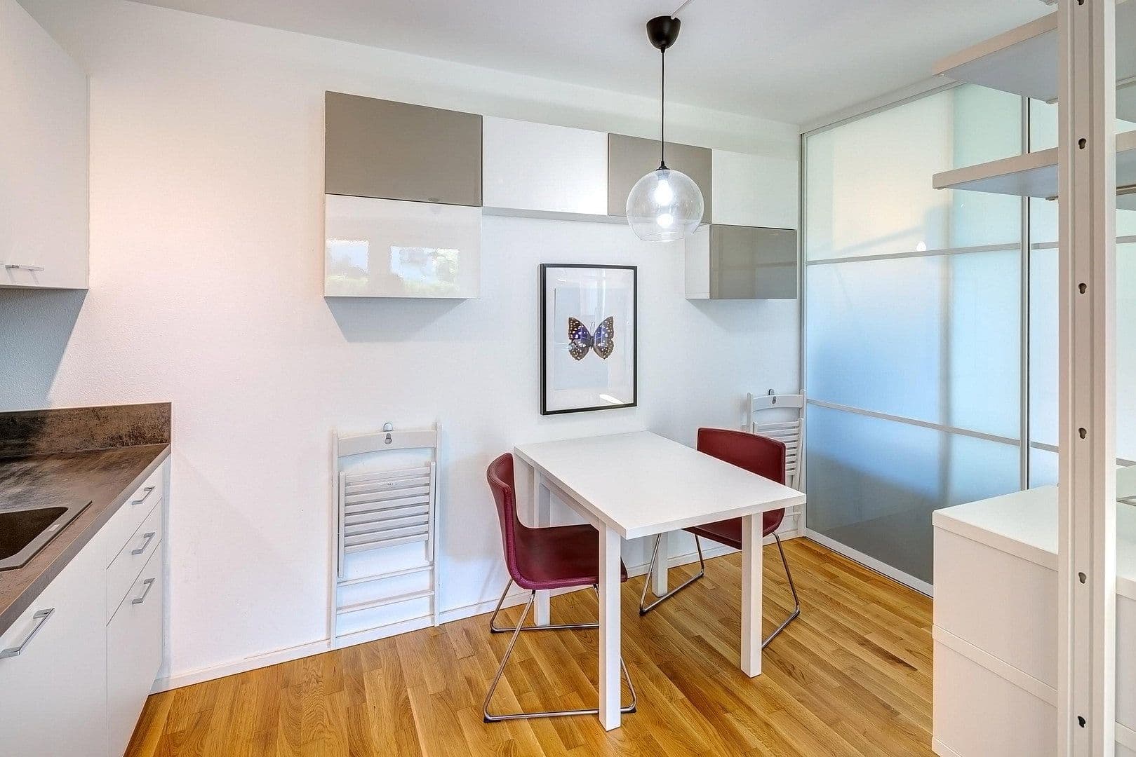 Pronájem bytu 1+1 42 m², Uhdestraße 14d, München, Bavorsko Pronájem bytu 1+1 42 m², Uhdestraße 14d, München, Bavorsko