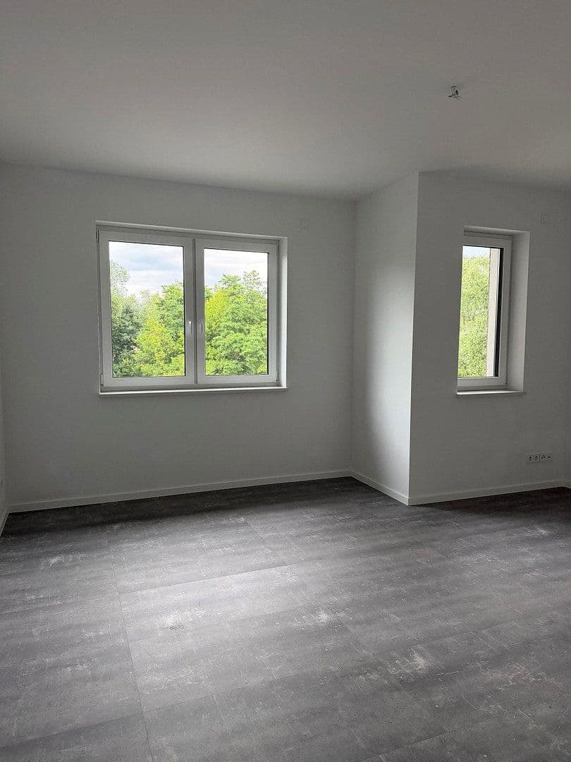 Pronájem bytu 4+1 105 m², Treppendorfer Str. 47, Lubín, Braniborsko Pronájem bytu 4+1 105 m², Treppendorfer Str. 47, Lubín, Braniborsko