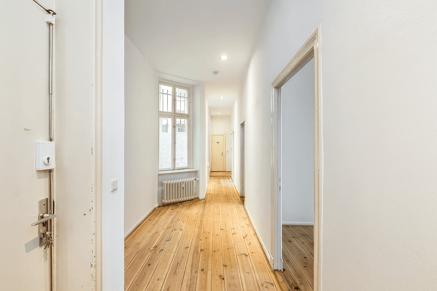 Prodej bytu 3+1 112 m², Berlin, Berlín Prodej bytu 3+1 112 m², Berlin, Berlín