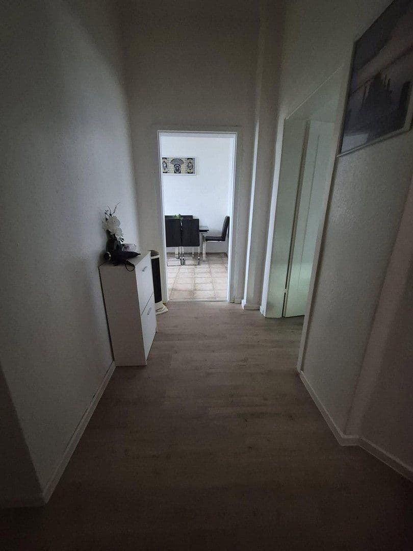 Pronájem bytu 4+kk 86 m², Neumeyerstr. 5, Remscheid, Severní Porýní-Vestfálsko Pronájem bytu 4+kk 86 m², Neumeyerstr. 5, Remscheid, Severní Porýní-Vestfálsko