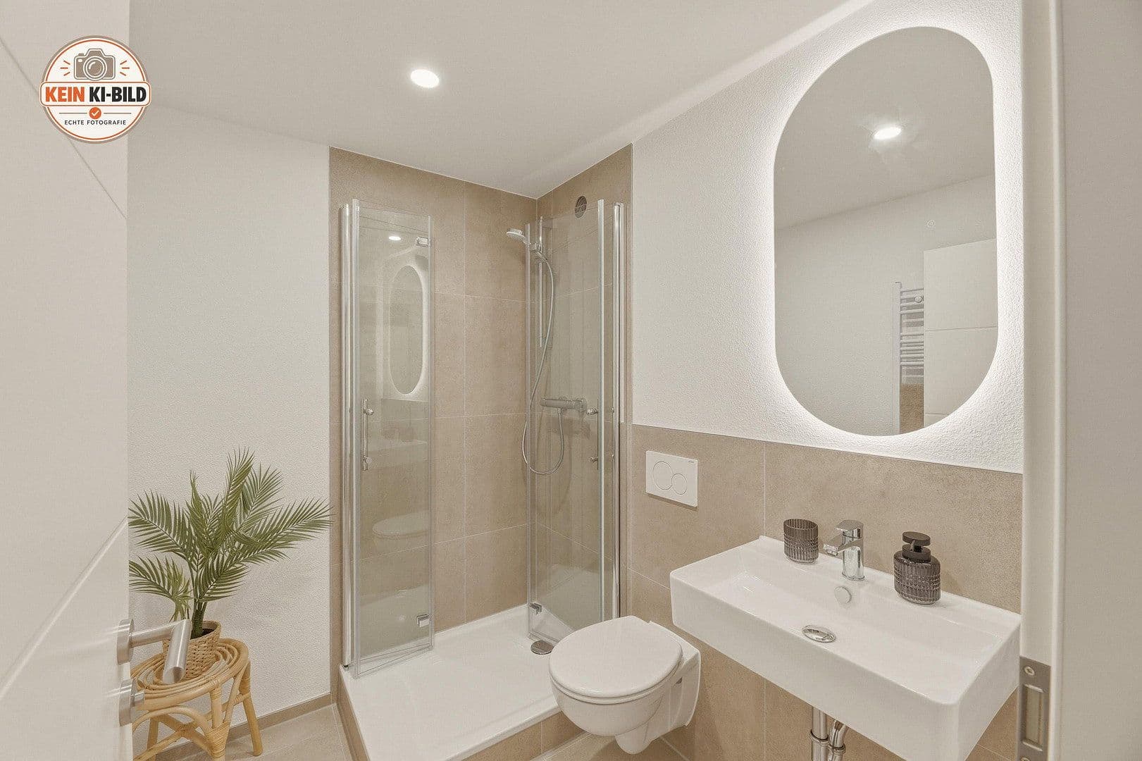 Prodej bytu 2+1 60 m², Rangenbergerstraße 20, Reutlingen, Bádensko-Württembersko Prodej bytu 2+1 60 m², Rangenbergerstraße 20, Reutlingen, Bádensko-Württembersko
