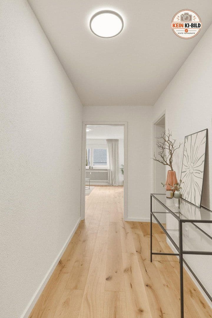 Prodej bytu 2+1 60 m², Rangenbergerstraße 20, Reutlingen, Bádensko-Württembersko Prodej bytu 2+1 60 m², Rangenbergerstraße 20, Reutlingen, Bádensko-Württembersko
