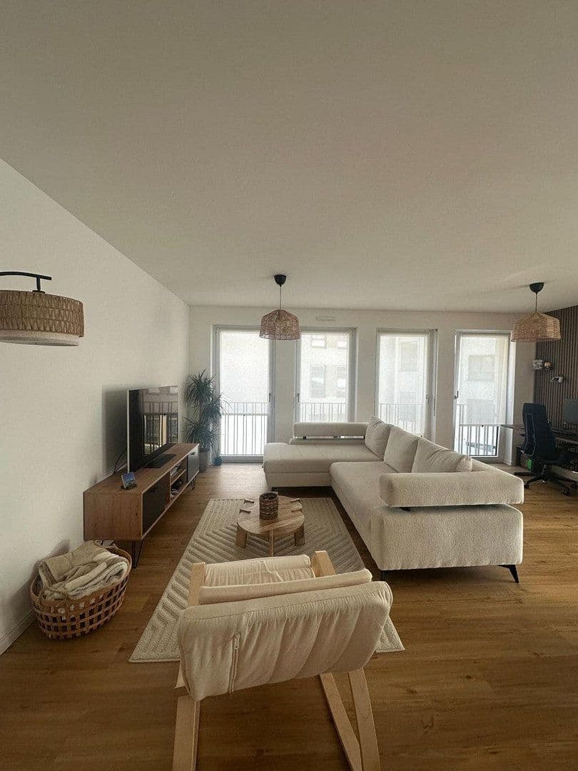 Pronájem bytu 2+1 70 m², Frankfurt am Main, Hessen Pronájem bytu 2+1 70 m², Frankfurt am Main, Hessen