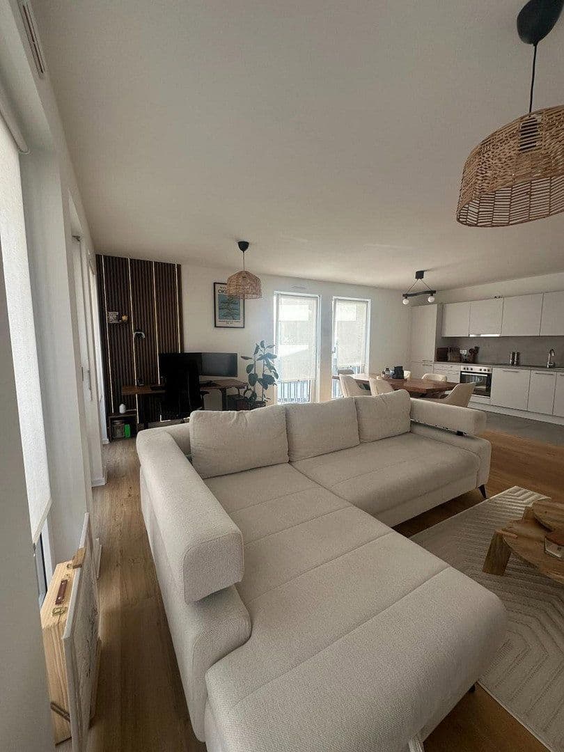 Pronájem bytu 2+1 70 m², Frankfurt am Main, Hessen Pronájem bytu 2+1 70 m², Frankfurt am Main, Hessen