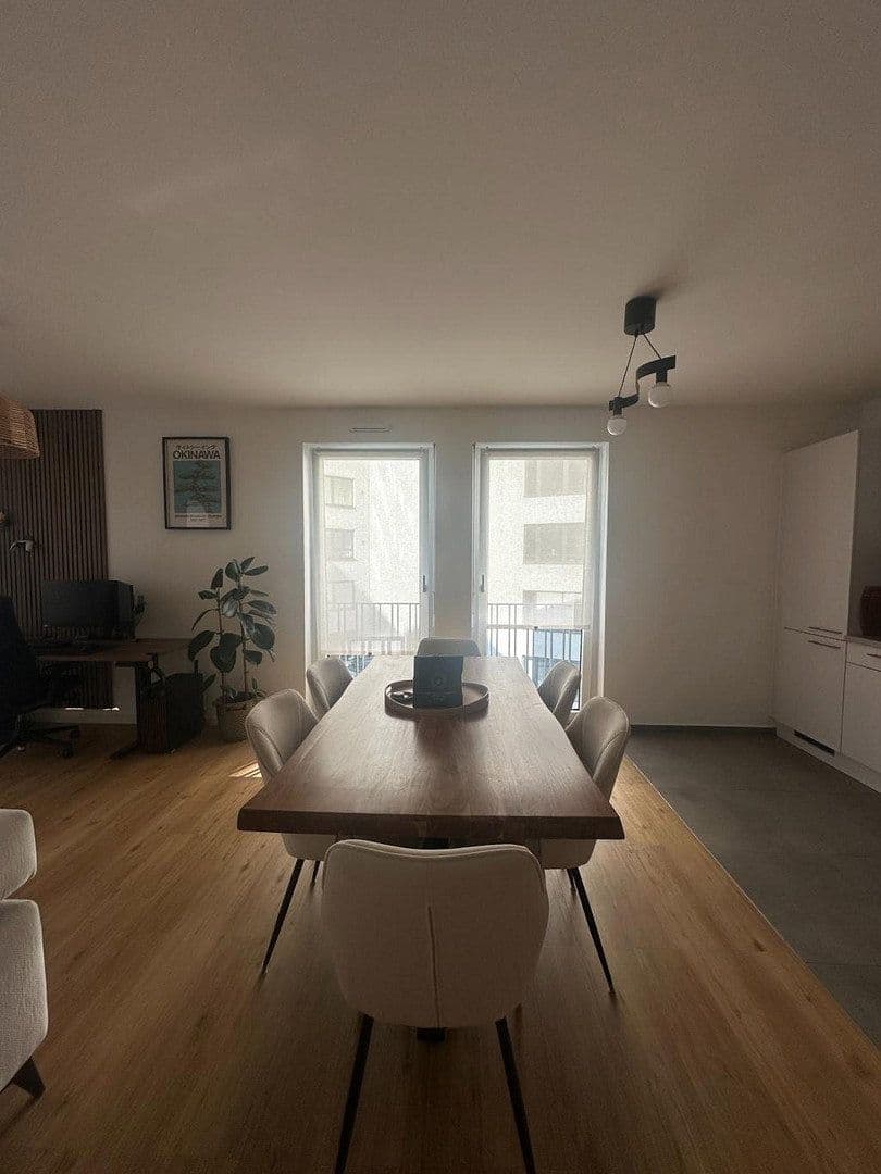 Pronájem bytu 2+1 70 m², Frankfurt am Main, Hessen Pronájem bytu 2+1 70 m², Frankfurt am Main, Hessen