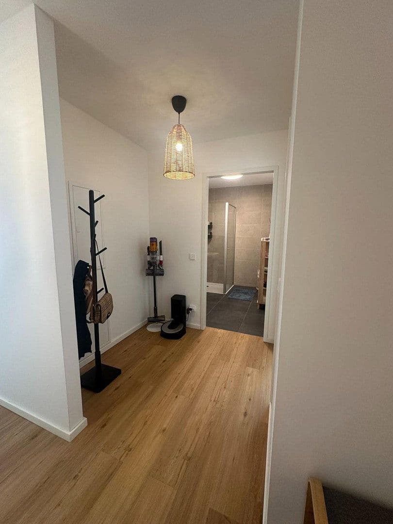 Pronájem bytu 2+1 70 m², Frankfurt am Main, Hessen Pronájem bytu 2+1 70 m², Frankfurt am Main, Hessen