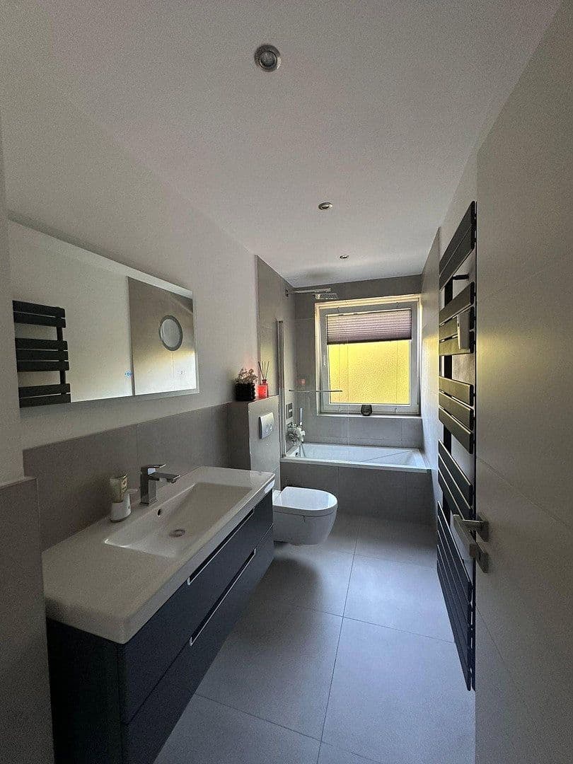 Prodej bytu 4+1 85 m², Wülferoder straße 18, Hannover, Dolní Sasko Prodej bytu 4+1 85 m², Wülferoder straße 18, Hannover, Dolní Sasko