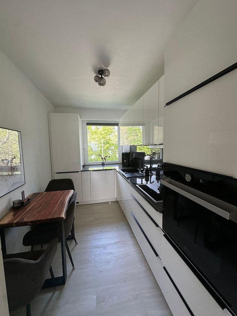 Prodej bytu 4+1 85 m², Wülferoder straße 18, Hannover, Dolní Sasko Prodej bytu 4+1 85 m², Wülferoder straße 18, Hannover, Dolní Sasko