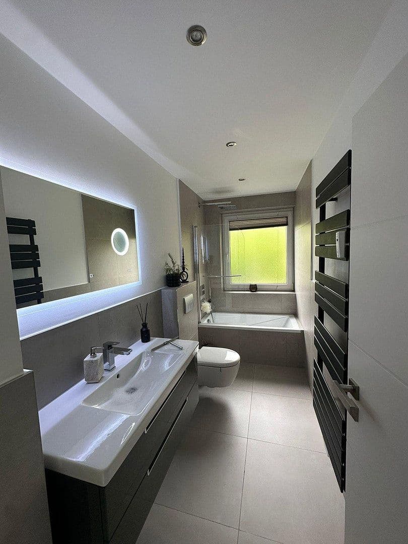 Prodej bytu 4+1 85 m², Wülferoder straße 18, Hannover, Dolní Sasko Prodej bytu 4+1 85 m², Wülferoder straße 18, Hannover, Dolní Sasko