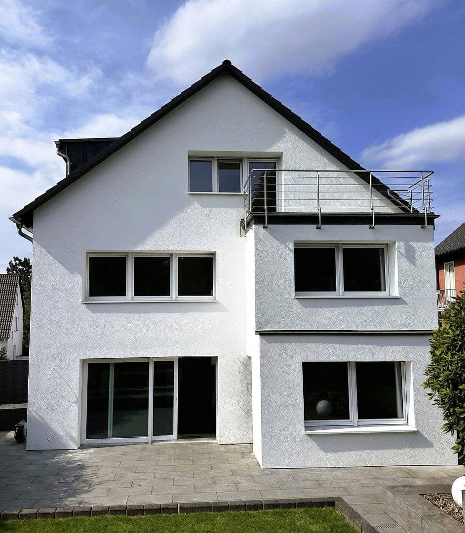 Prodej domu 308 m², pozemek 661 m², Essen, Severní Porýní-Vestfálsko Prodej domu 308 m², pozemek 661 m², Essen, Severní Porýní-Vestfálsko