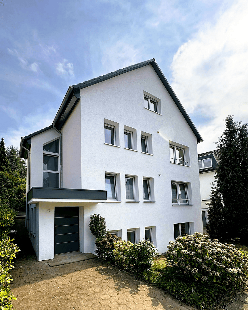 Prodej domu 308 m², pozemek 661 m², Essen, Severní Porýní-Vestfálsko Prodej domu 308 m², pozemek 661 m², Essen, Severní Porýní-Vestfálsko