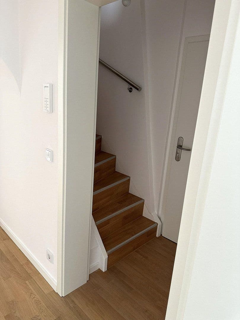 Prodej domu 308 m², pozemek 661 m², Essen, Severní Porýní-Vestfálsko Prodej domu 308 m², pozemek 661 m², Essen, Severní Porýní-Vestfálsko