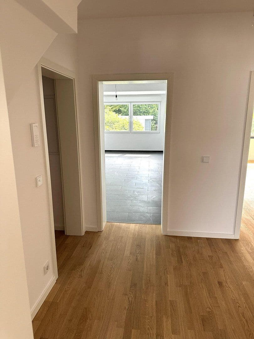 Prodej domu 308 m², pozemek 661 m², Essen, Severní Porýní-Vestfálsko Prodej domu 308 m², pozemek 661 m², Essen, Severní Porýní-Vestfálsko