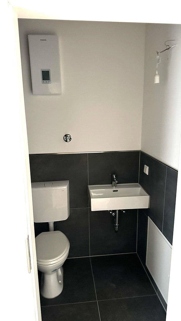 Prodej domu 308 m², pozemek 661 m², Essen, Severní Porýní-Vestfálsko Prodej domu 308 m², pozemek 661 m², Essen, Severní Porýní-Vestfálsko