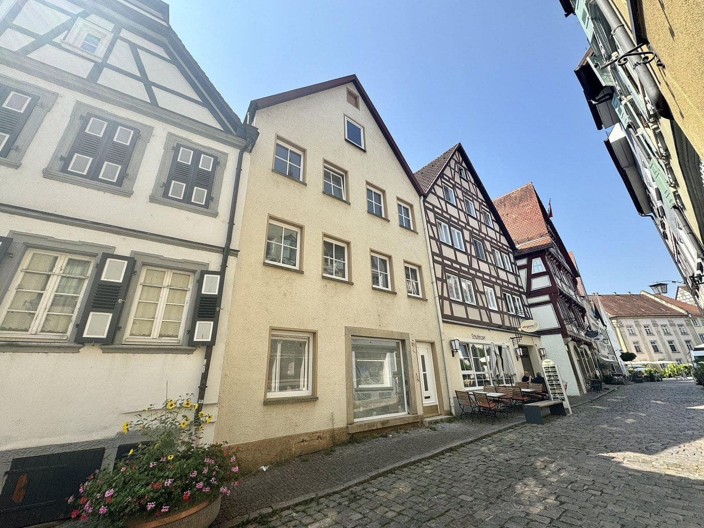 Pronájem bytu 3+1 62 m², Haupstraße 21, Bad Wimpfen, Bádensko-Württembersko Pronájem bytu 3+1 62 m², Haupstraße 21, Bad Wimpfen, Bádensko-Württembersko