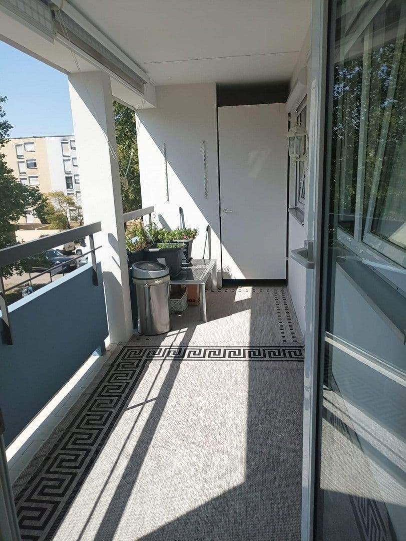 Prodej bytu 3+kk 87 m², Breslauer Straße 33, Esslingen am Neckar, Bádensko-Württembersko Prodej bytu 3+kk 87 m², Breslauer Straße 33, Esslingen am Neckar, Bádensko-Württembersko