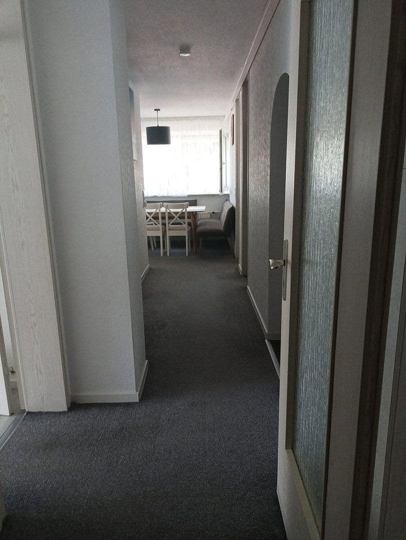Prodej bytu 3+kk 87 m², Breslauer Straße 33, Esslingen am Neckar, Bádensko-Württembersko Prodej bytu 3+kk 87 m², Breslauer Straße 33, Esslingen am Neckar, Bádensko-Württembersko