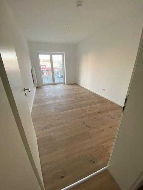 Pronájem bytu 2+1 60 m², Löwenstraße 30, Offenbach, Hessen Pronájem bytu 2+1 60 m², Löwenstraße 30, Offenbach, Hessen