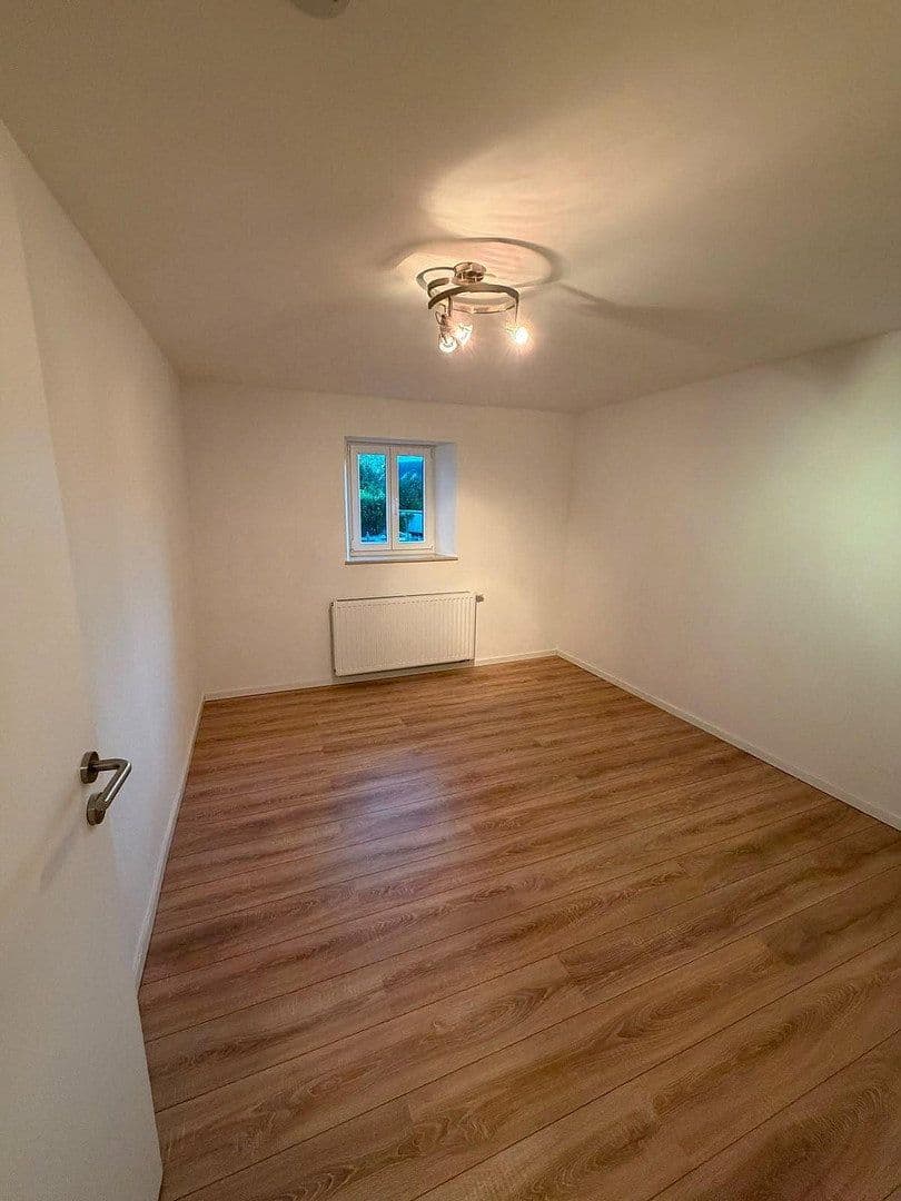Prodej domu 136 m², pozemek 191 m², Cáchy, Severní Porýní-Vestfálsko Prodej domu 136 m², pozemek 191 m², Cáchy, Severní Porýní-Vestfálsko