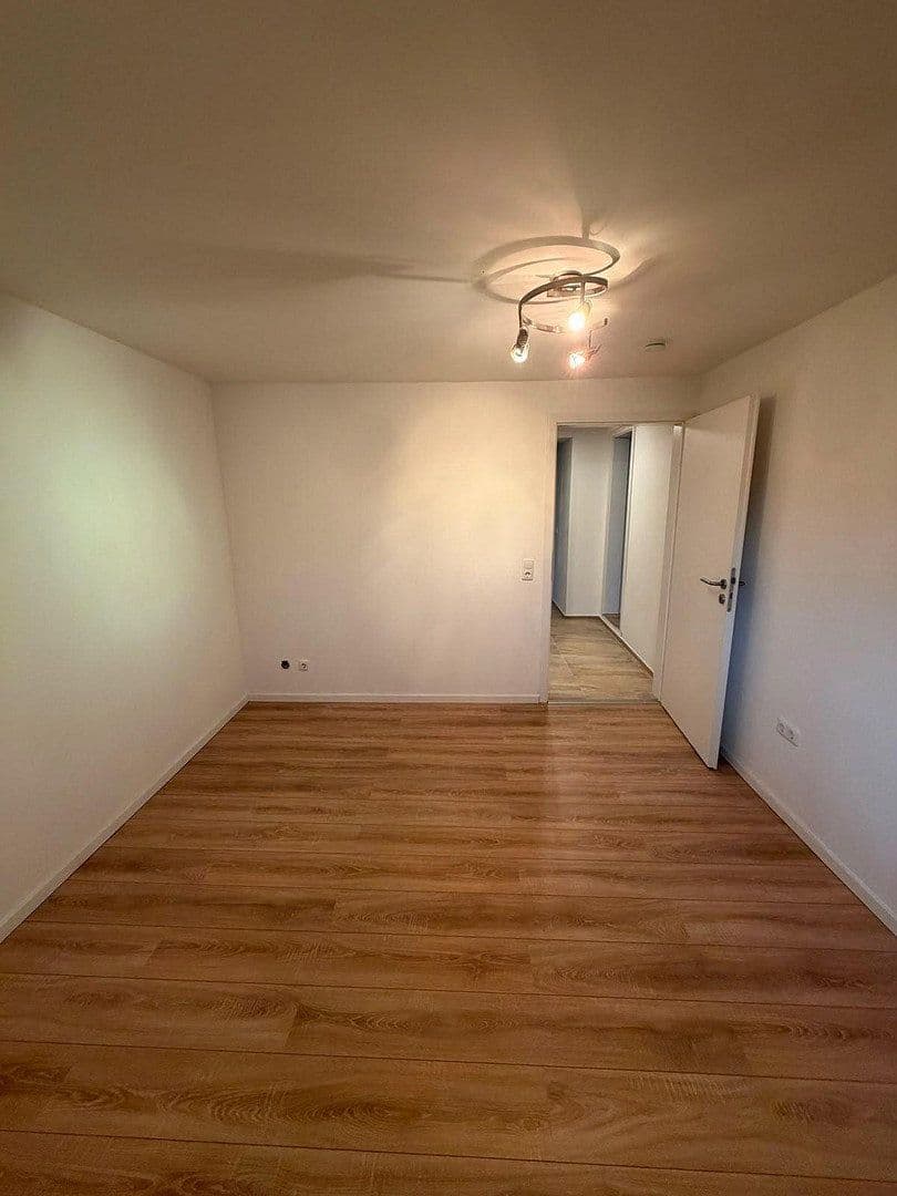 Prodej domu 136 m², pozemek 191 m², Cáchy, Severní Porýní-Vestfálsko Prodej domu 136 m², pozemek 191 m², Cáchy, Severní Porýní-Vestfálsko