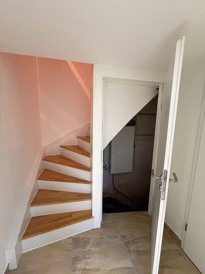 Prodej domu 136 m², pozemek 191 m², Cáchy, Severní Porýní-Vestfálsko Prodej domu 136 m², pozemek 191 m², Cáchy, Severní Porýní-Vestfálsko