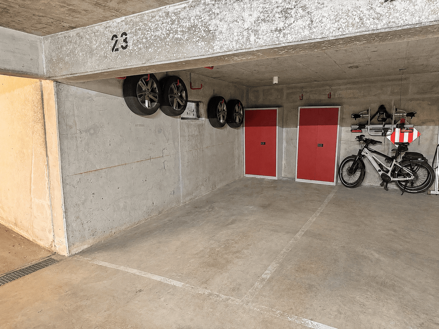 Prodej bytu 3+1 83 m², Fürstenfeldbruck, Bavorsko Prodej bytu 3+1 83 m², Fürstenfeldbruck, Bavorsko