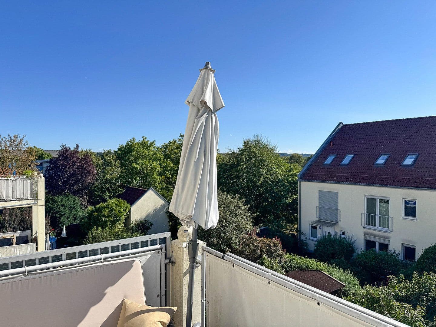 Prodej bytu 3+1 83 m², Fürstenfeldbruck, Bavorsko Prodej bytu 3+1 83 m², Fürstenfeldbruck, Bavorsko