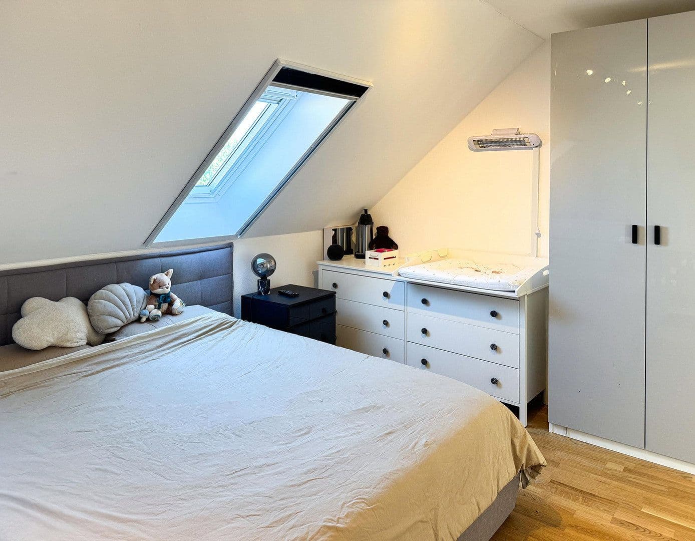 Prodej bytu 3+1 83 m², Fürstenfeldbruck, Bavorsko Prodej bytu 3+1 83 m², Fürstenfeldbruck, Bavorsko
