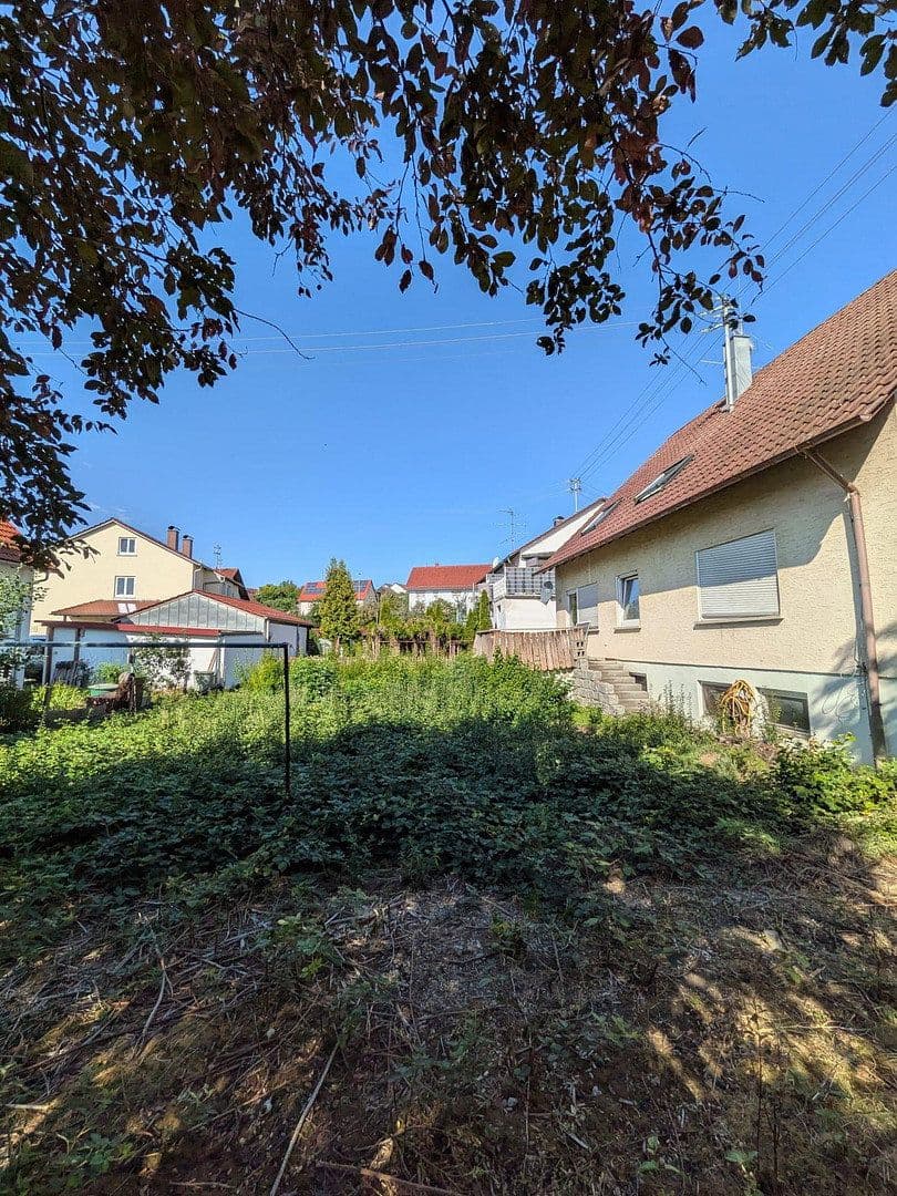 Prodej domu 172 m², pozemek 690 m², Laupheim, Bádensko-Württembersko Prodej domu 172 m², pozemek 690 m², Laupheim, Bádensko-Württembersko