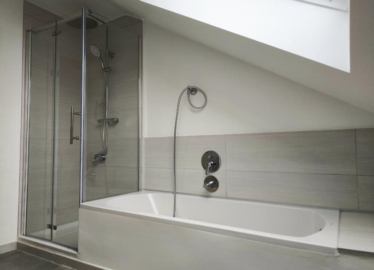 Prodej domu 350 m², pozemek 849 m², Dasing, Bavorsko Prodej domu 350 m², pozemek 849 m², Dasing, Bavorsko