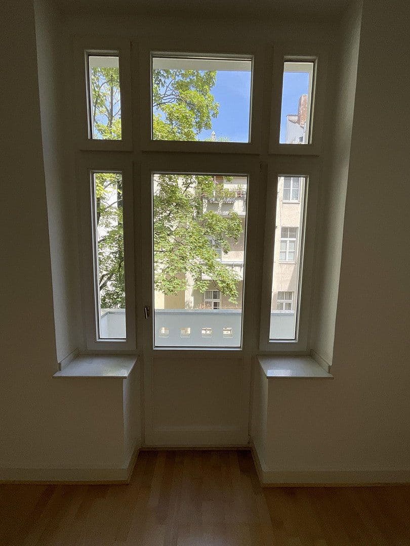 Prodej bytu 5+1 176 m², Düsseldorf, Severní Porýní-Vestfálsko Prodej bytu 5+1 176 m², Düsseldorf, Severní Porýní-Vestfálsko