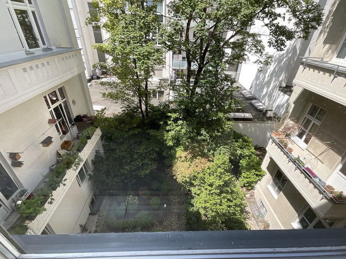 Prodej bytu 5+1 176 m², Düsseldorf, Severní Porýní-Vestfálsko Prodej bytu 5+1 176 m², Düsseldorf, Severní Porýní-Vestfálsko