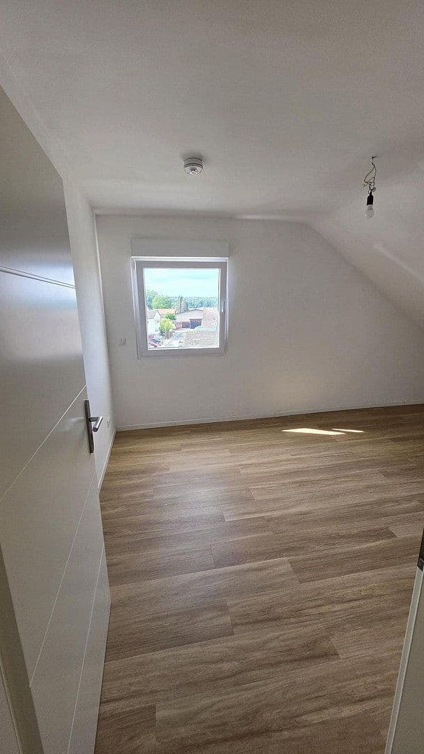 Pronájem bytu 2+kk 53 m², Eichendorffstrasse 18, Roßdorf, Hessen Pronájem bytu 2+kk 53 m², Eichendorffstrasse 18, Roßdorf, Hessen