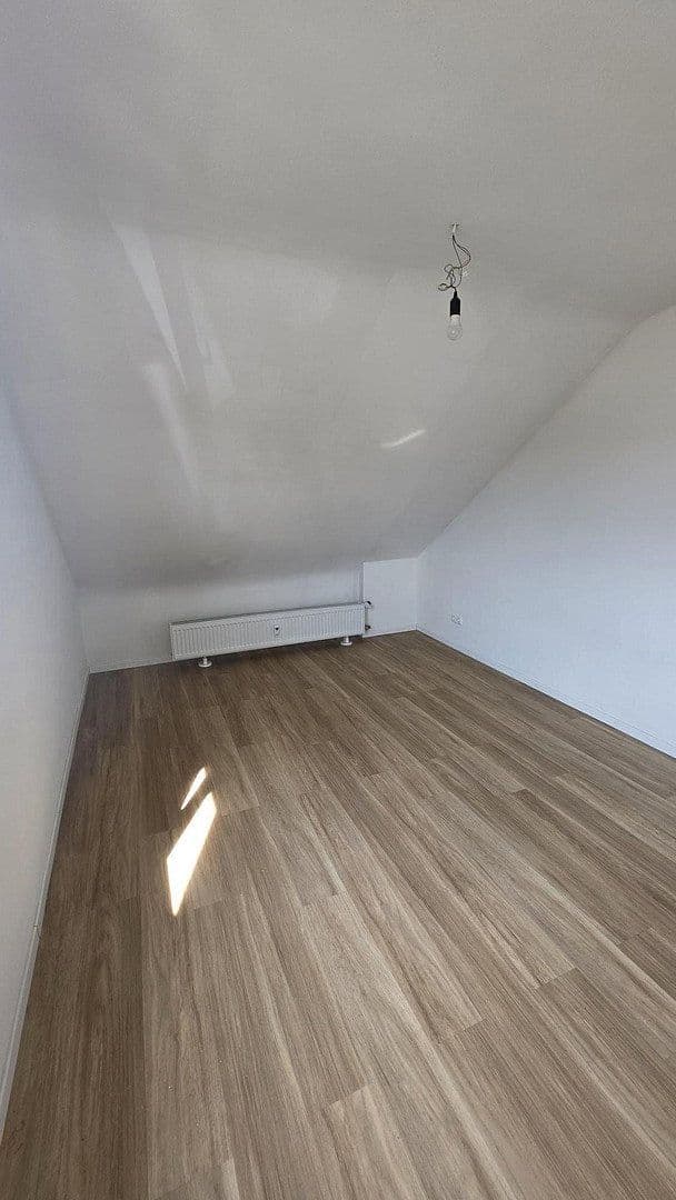 Pronájem bytu 2+kk 53 m², Eichendorffstrasse 18, Roßdorf, Hessen Pronájem bytu 2+kk 53 m², Eichendorffstrasse 18, Roßdorf, Hessen