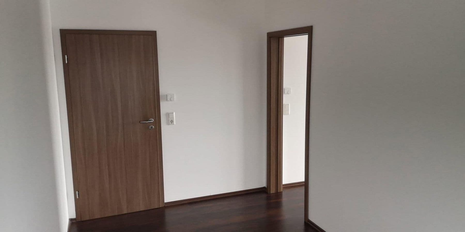 Pronájem domu 199 m², pozemek 334 m², Schlössleblick 4, Wehr, Bádensko-Württembersko Pronájem domu 199 m², pozemek 334 m², Schlössleblick 4, Wehr, Bádensko-Württembersko