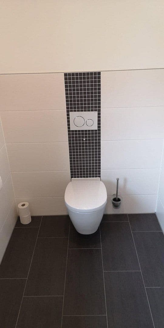 Pronájem domu 199 m², pozemek 334 m², Schlössleblick 4, Wehr, Bádensko-Württembersko Pronájem domu 199 m², pozemek 334 m², Schlössleblick 4, Wehr, Bádensko-Württembersko