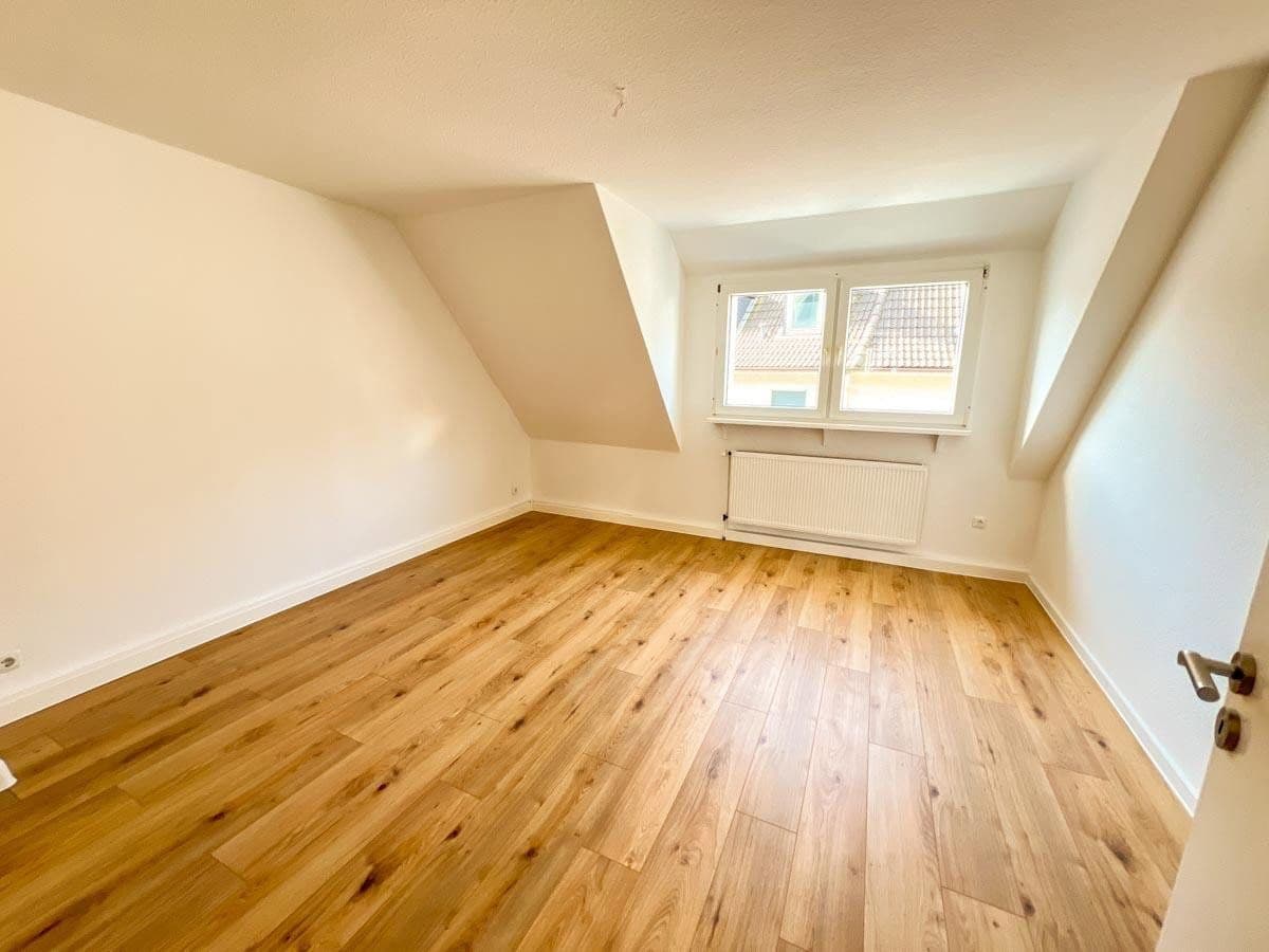 Prodej bytu 3+1 66 m², Wuppertal, Severní Porýní-Vestfálsko Prodej bytu 3+1 66 m², Wuppertal, Severní Porýní-Vestfálsko