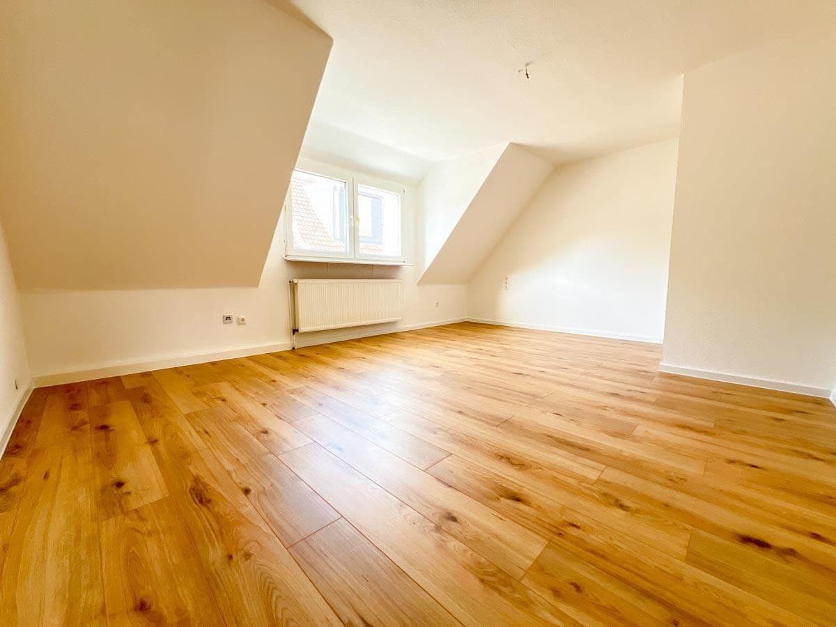 Prodej bytu 3+1 66 m², Wuppertal, Severní Porýní-Vestfálsko Prodej bytu 3+1 66 m², Wuppertal, Severní Porýní-Vestfálsko