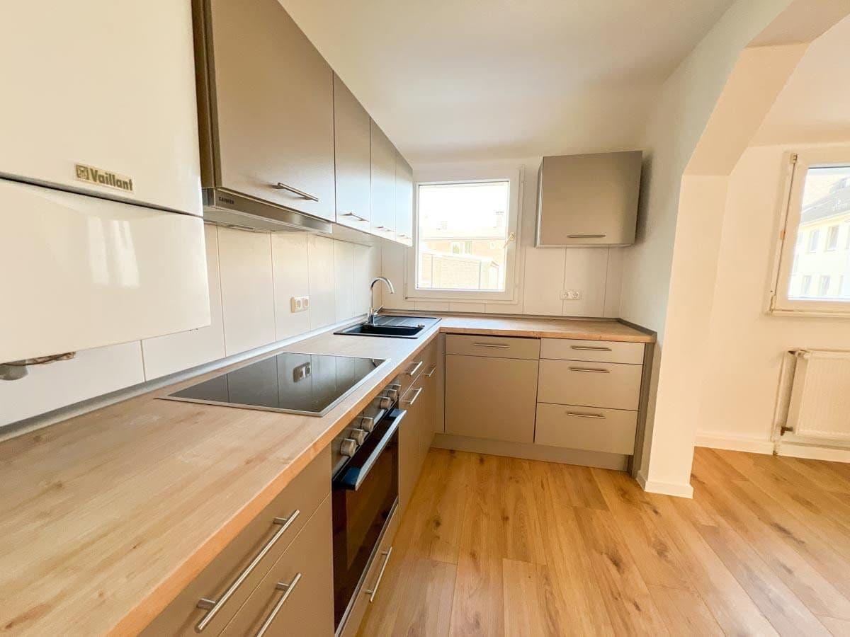 Prodej bytu 3+1 66 m², Wuppertal, Severní Porýní-Vestfálsko Prodej bytu 3+1 66 m², Wuppertal, Severní Porýní-Vestfálsko