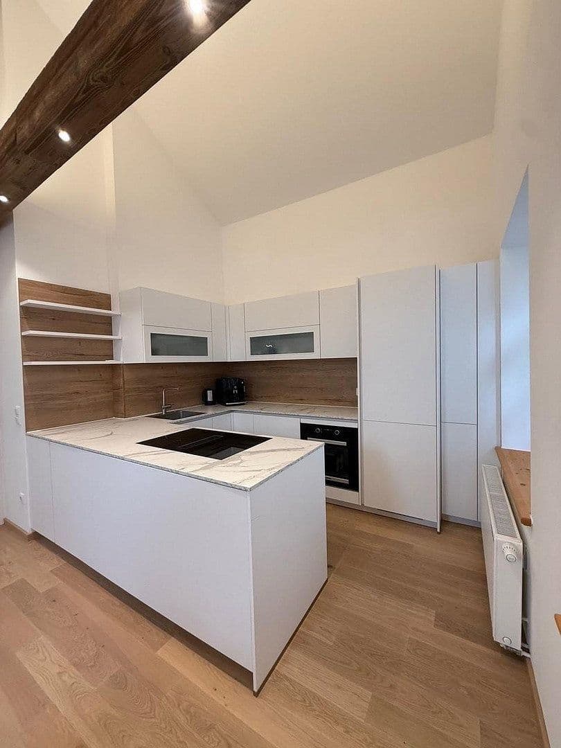 Pronájem bytu 4+1 141 m², Stadtplatz 10, Miesbach, Bavorsko Pronájem bytu 4+1 141 m², Stadtplatz 10, Miesbach, Bavorsko