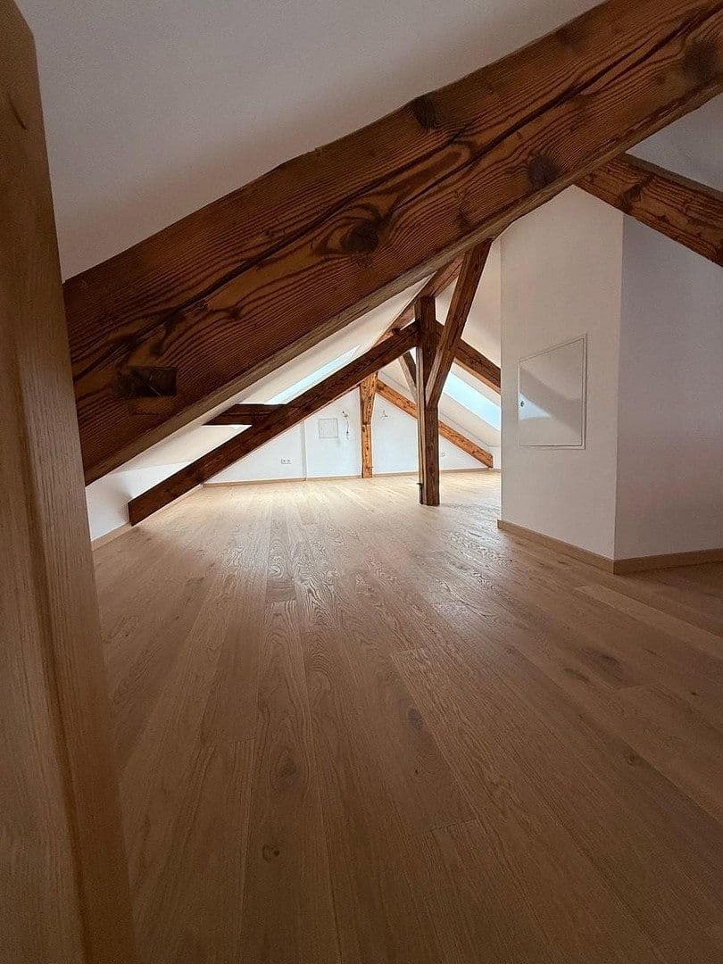 Pronájem bytu 4+1 141 m², Stadtplatz 10, Miesbach, Bavorsko Pronájem bytu 4+1 141 m², Stadtplatz 10, Miesbach, Bavorsko