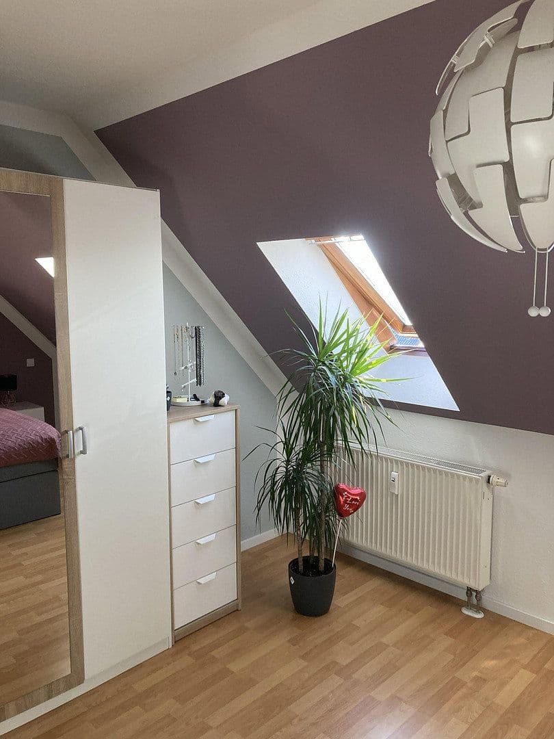 Pronájem bytu 2+1 59 m², Grimmaische Str. 58, Döbeln, Sasko Pronájem bytu 2+1 59 m², Grimmaische Str. 58, Döbeln, Sasko
