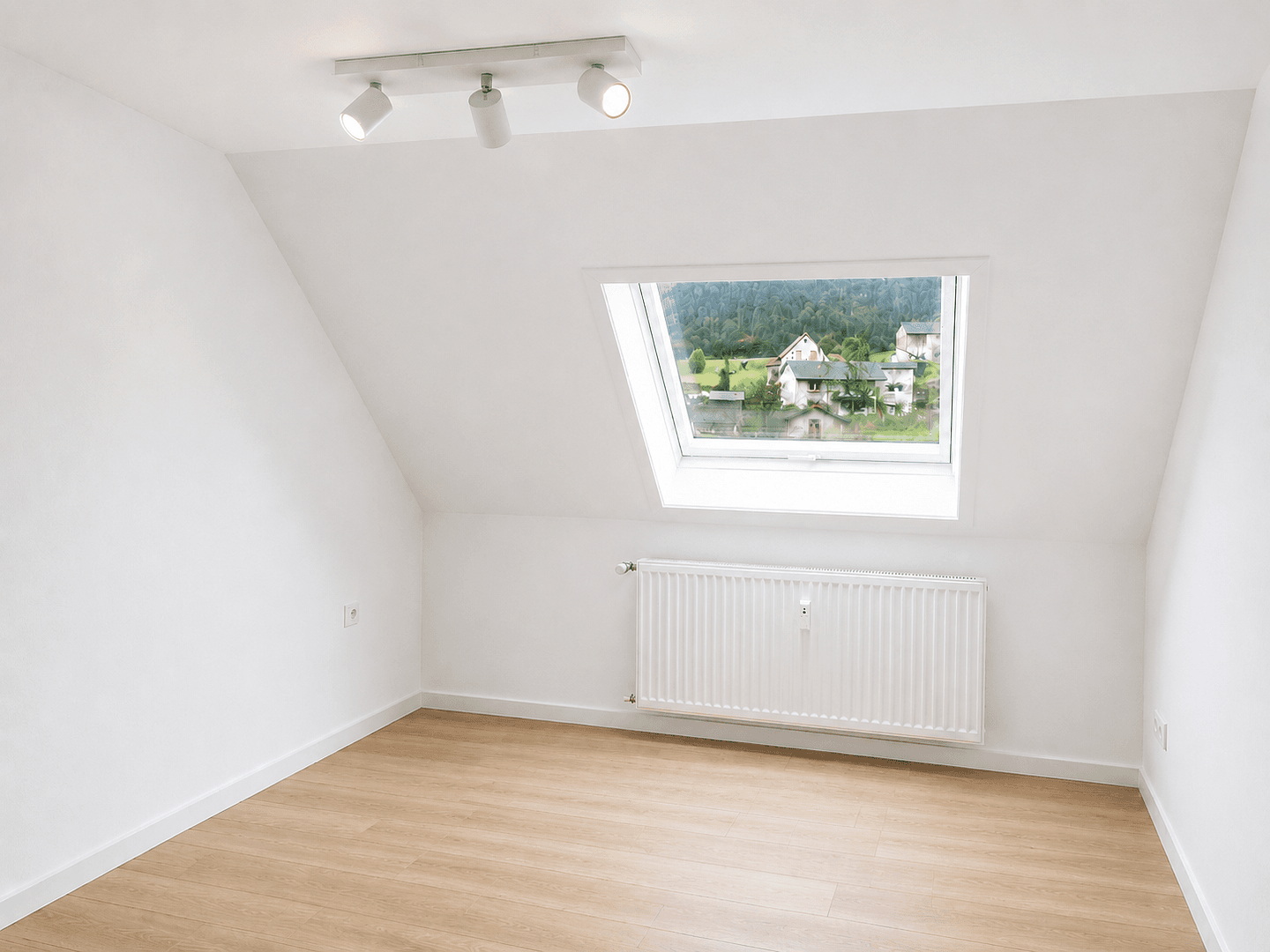 Pronájem bytu 2+1 50 m², Hahnenbachstraße 58, Hahnenbach, Porýní-Falc Pronájem bytu 2+1 50 m², Hahnenbachstraße 58, Hahnenbach, Porýní-Falc