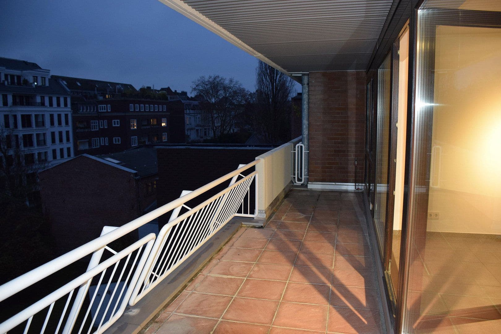 Pronájem kanceláře 130 m², Kaiserswerther Str. 144, Düsseldorf, Severní Porýní-Vestfálsko Pronájem kanceláře 130 m², Kaiserswerther Str. 144, Düsseldorf, Severní Porýní-Vestfálsko