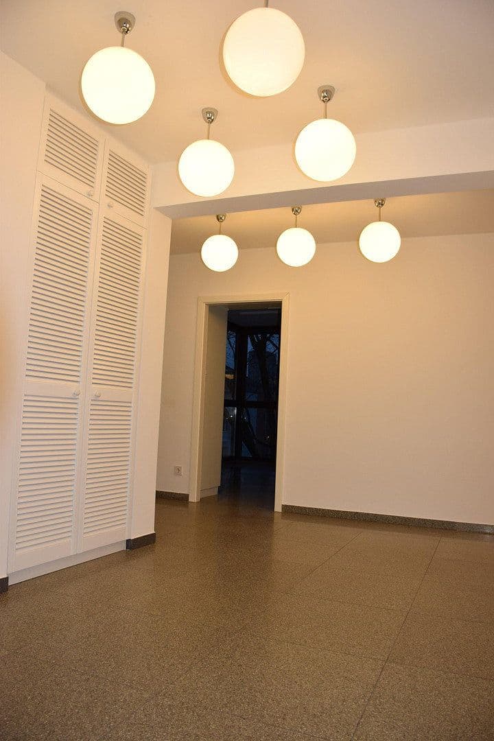 Pronájem kanceláře 130 m², Kaiserswerther Str. 144, Düsseldorf, Severní Porýní-Vestfálsko Pronájem kanceláře 130 m², Kaiserswerther Str. 144, Düsseldorf, Severní Porýní-Vestfálsko