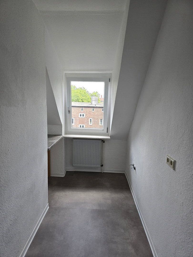 Pronájem bytu 4+1 70 m², Von-der-Tann-Straße 14, Dortmund, Severní Porýní-Vestfálsko Pronájem bytu 4+1 70 m², Von-der-Tann-Straße 14, Dortmund, Severní Porýní-Vestfálsko