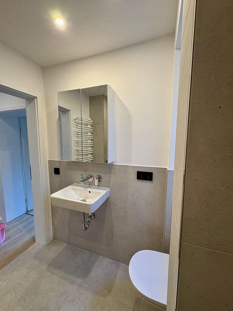 Pronájem bytu 2+1 58 m², Adlerstraße 23, Stuttgart, Bádensko-Württembersko Pronájem bytu 2+1 58 m², Adlerstraße 23, Stuttgart, Bádensko-Württembersko