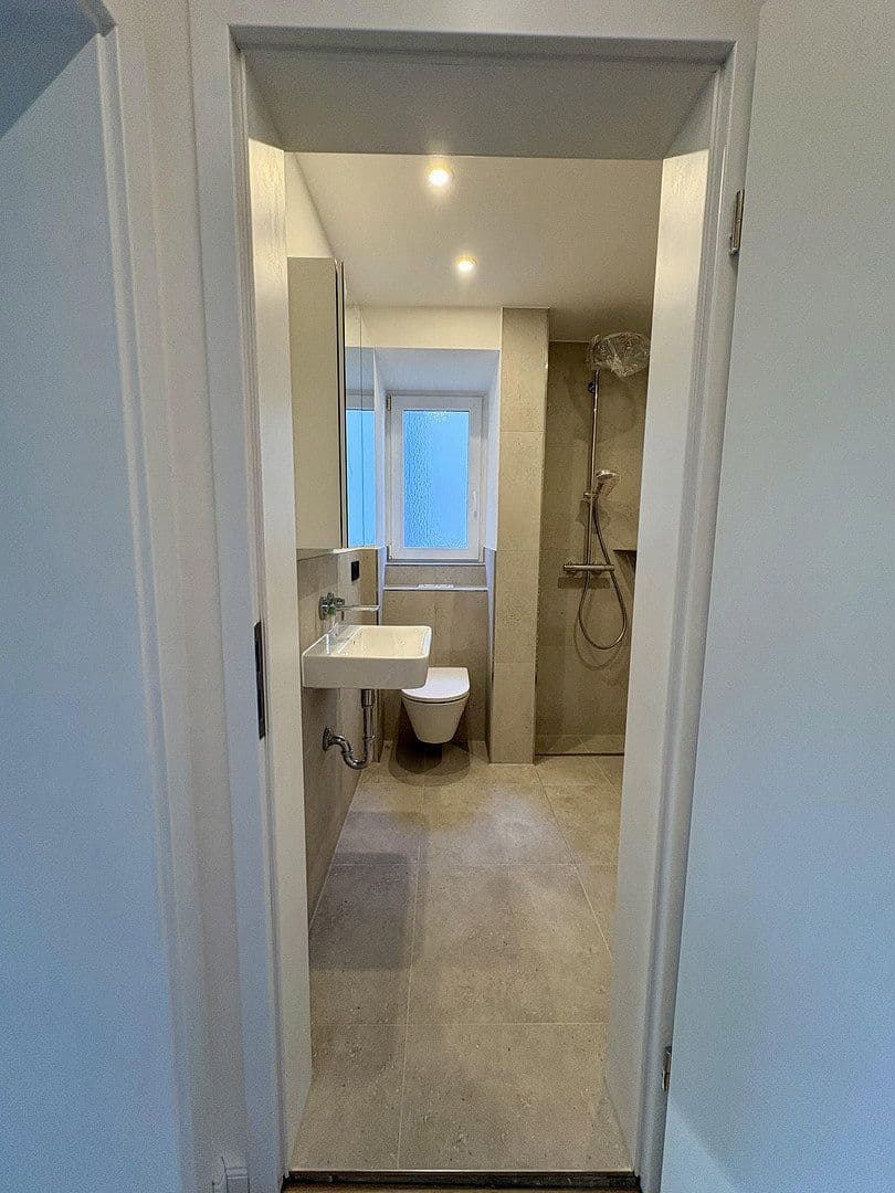 Pronájem bytu 2+1 58 m², Adlerstraße 23, Stuttgart, Bádensko-Württembersko Pronájem bytu 2+1 58 m², Adlerstraße 23, Stuttgart, Bádensko-Württembersko