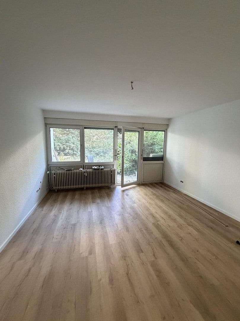 Pronájem bytu 1+1 36 m², Heinrich-Lanz-Ring 11, Viernheim, Hessen Pronájem bytu 1+1 36 m², Heinrich-Lanz-Ring 11, Viernheim, Hessen